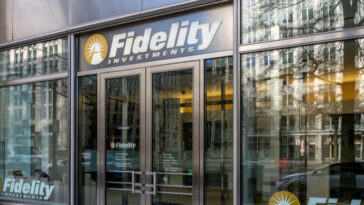 blockchain-could-be-a-“threat-to-fidelity-investments”