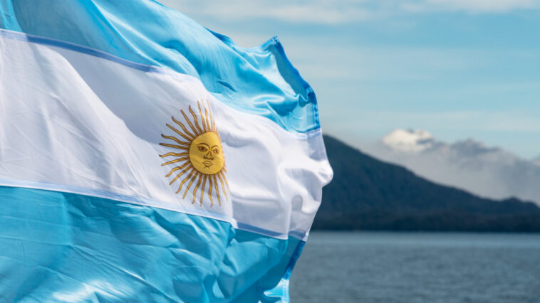 argentine-lawmaker-presents-bill-enabling-workers-to-receive-salary-in-cryptocurrency