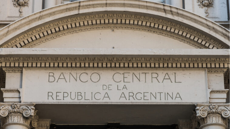 central-bank-of-argentina-president-hints-at-possible-regulation-of-bitcoin-in-payment-systems