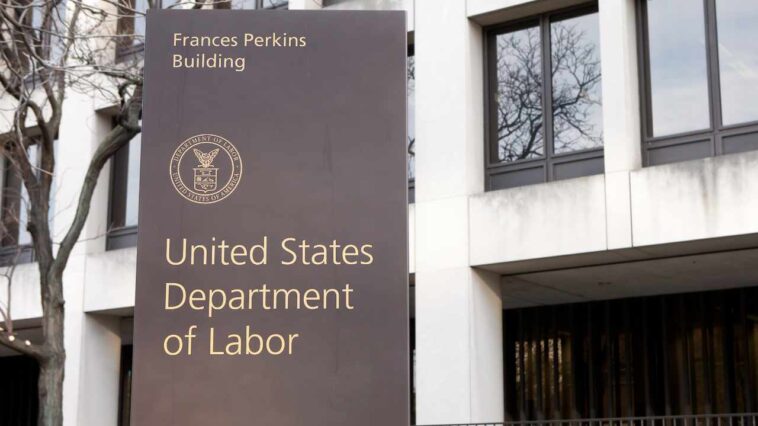 lawsuit-claims-us-labor-department’s-crypto-guidance-is-unlawful