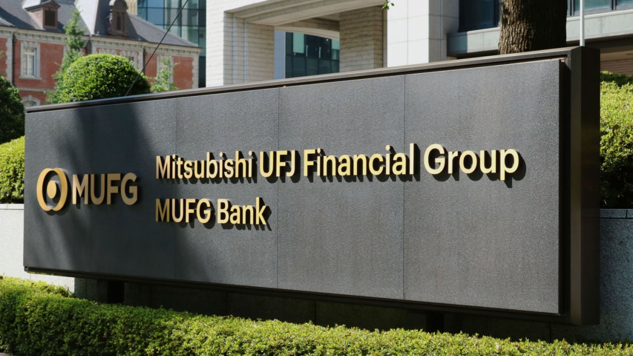 Japanese Banking Giant MUFG to Deploy Stablecoins on Public Blockchains